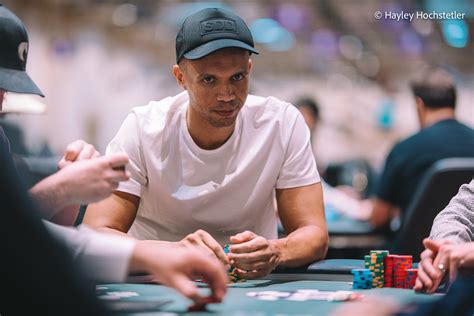 phil ivey 2022 wsop.